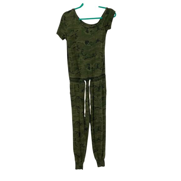 n:Philanthropy Britton Jumpsuit Off the Shoulder Camo Print Green Size XS - Picture 2 of 14